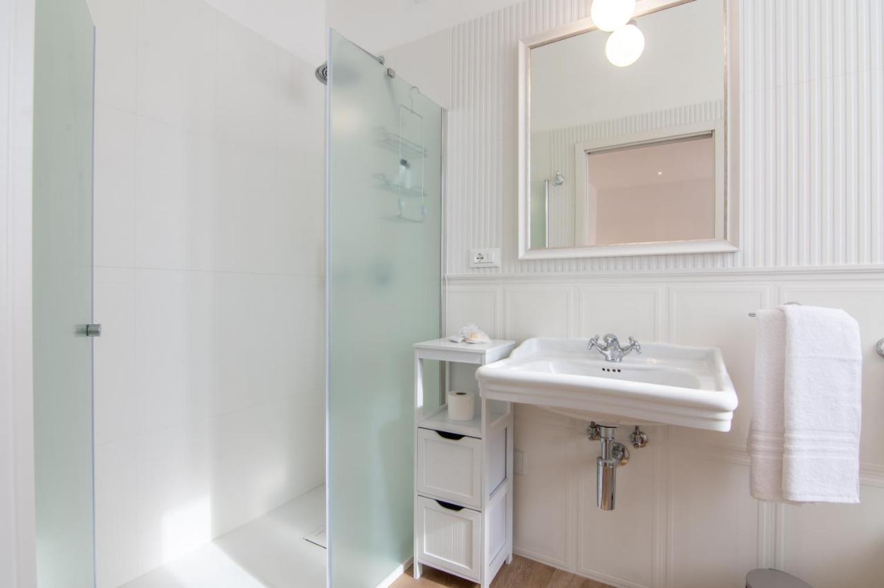B&B Villa Eden Jacuzzi Pool โดมาโซ ภายนอก รูปภาพ