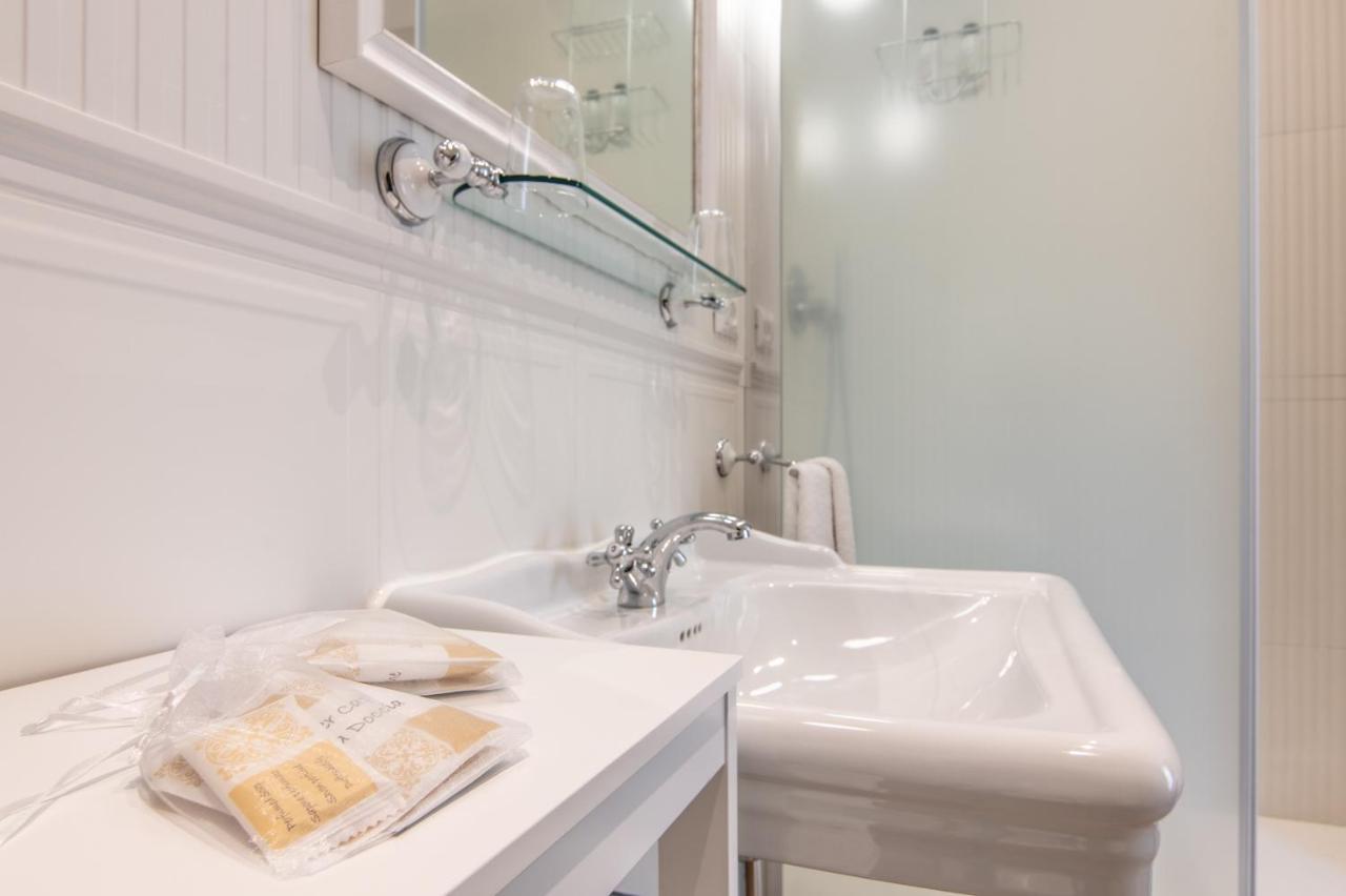 B&B Villa Eden Jacuzzi Pool โดมาโซ ภายนอก รูปภาพ